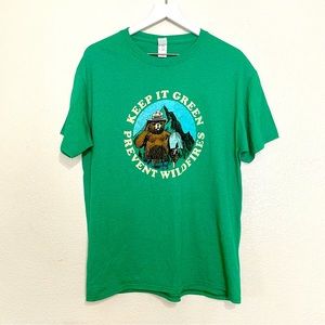 Smokey The Bear Keep It Green Prevent Wildfires Green Graphic T-shirt